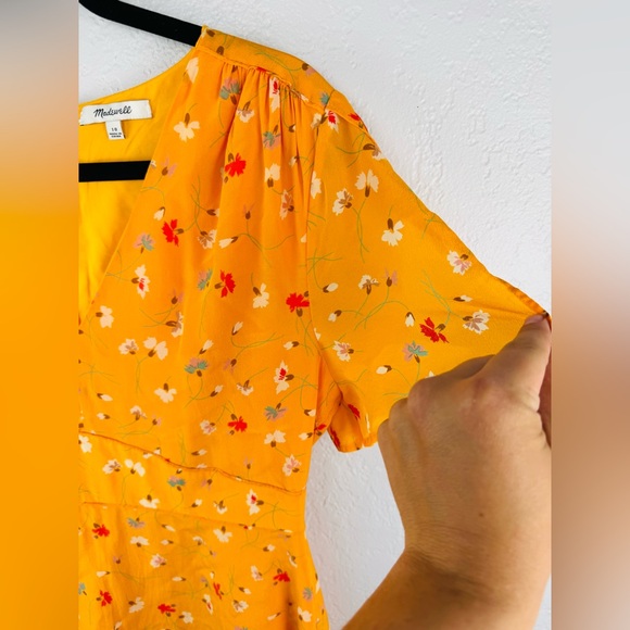 Madewell Belladonna Tulip Silk Floral Yellow Dress - Picture 6 of 9